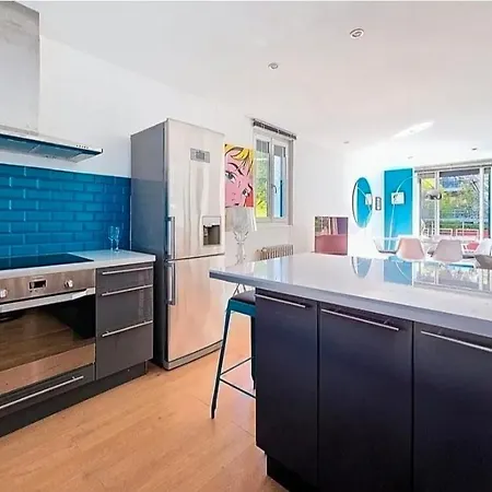 Maison Contemporaine Avec Piscine Privee *