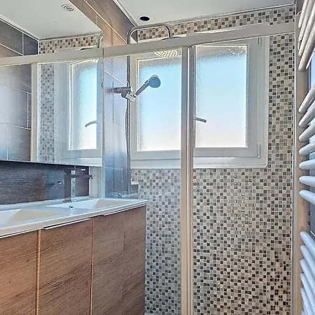 Maison Contemporaine Avec Piscine Privee *