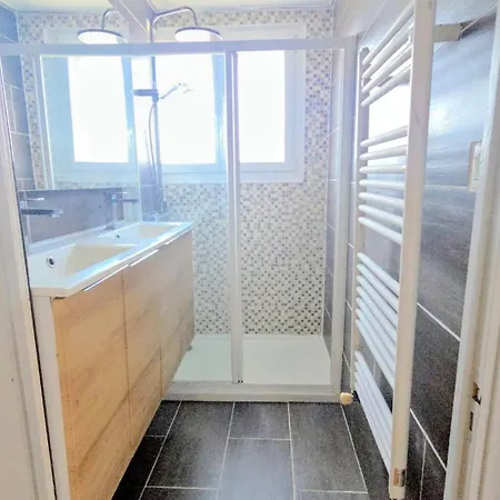 Maison Contemporaine Avec Piscine Privee בית נופש *